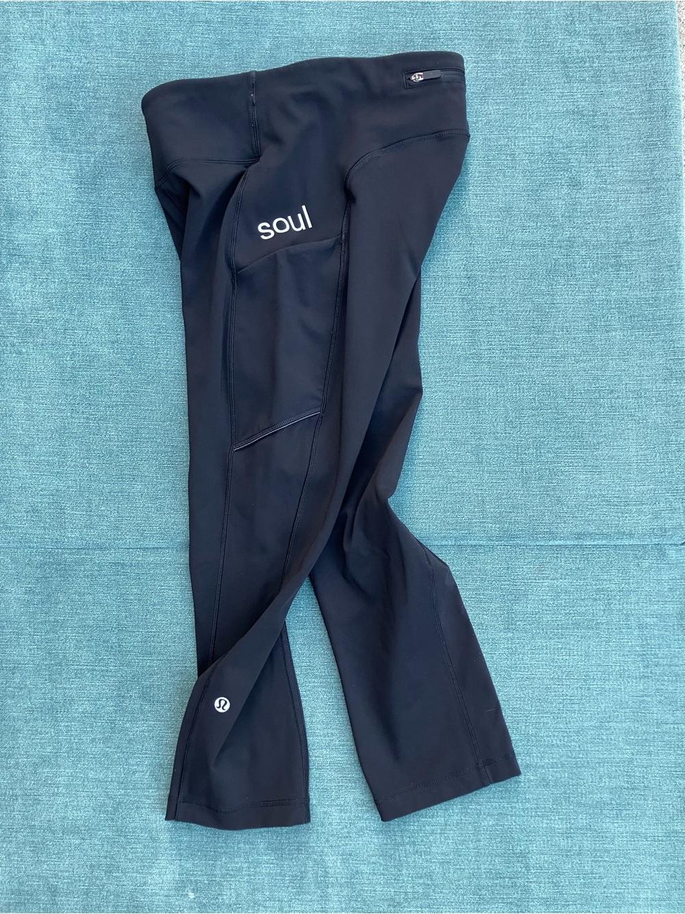 lululemon Black Performance Soul Cropped Leggings - Picture 13 of 14